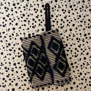 elizabeth and james wristlet